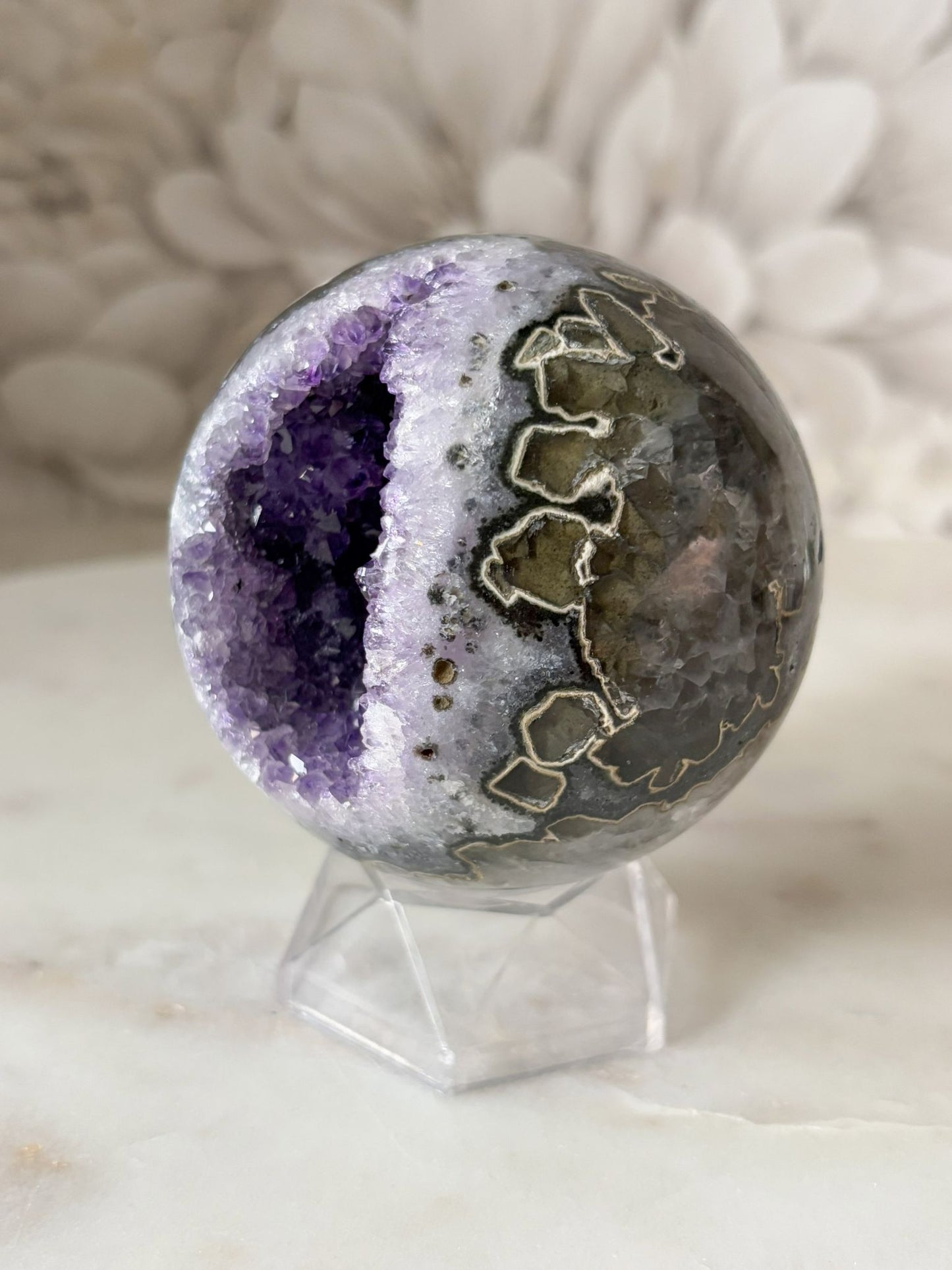 Amethyst Kugel 1 (tolles Muster)