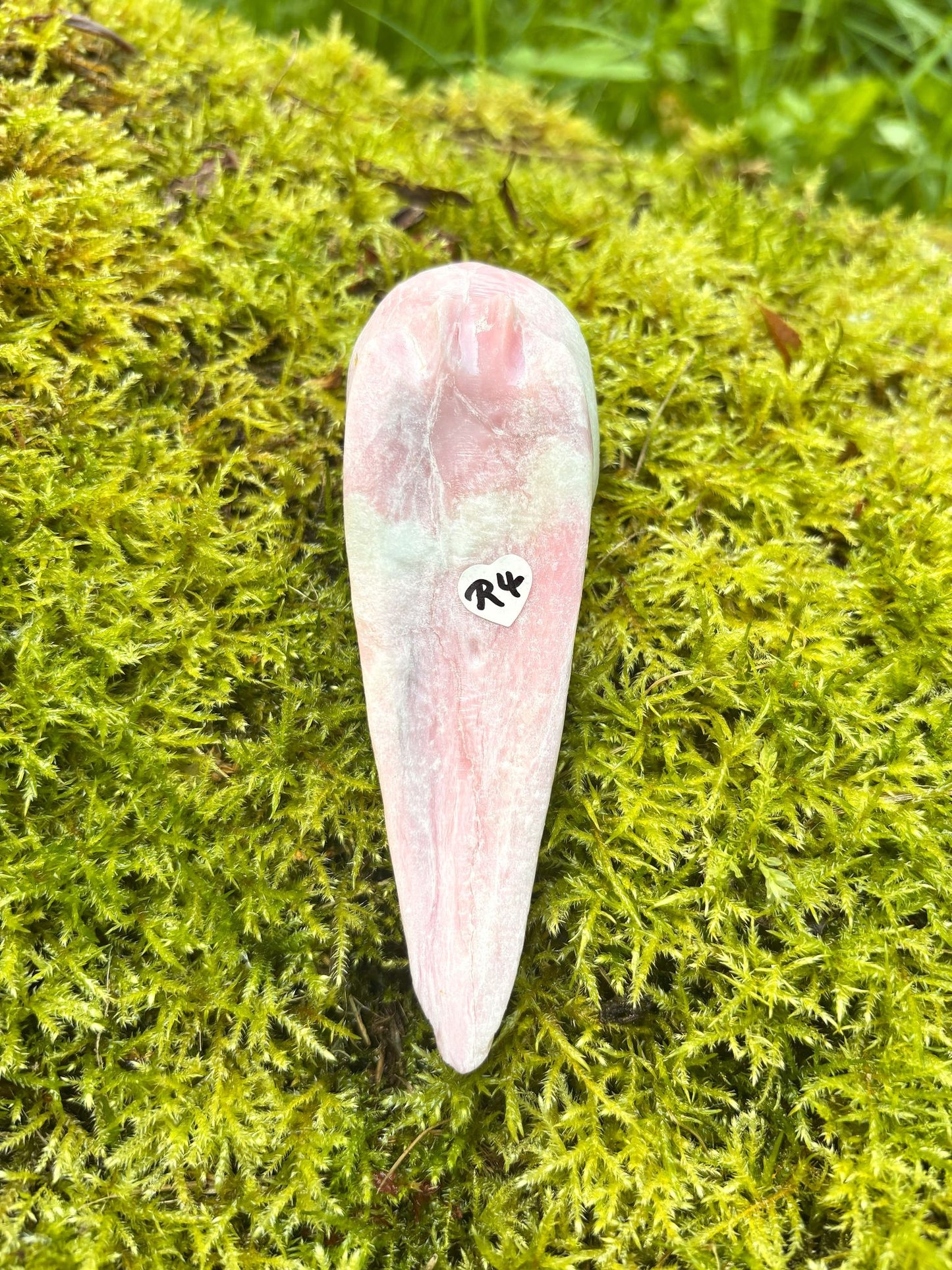 Krähen Schädel Pinker Opal