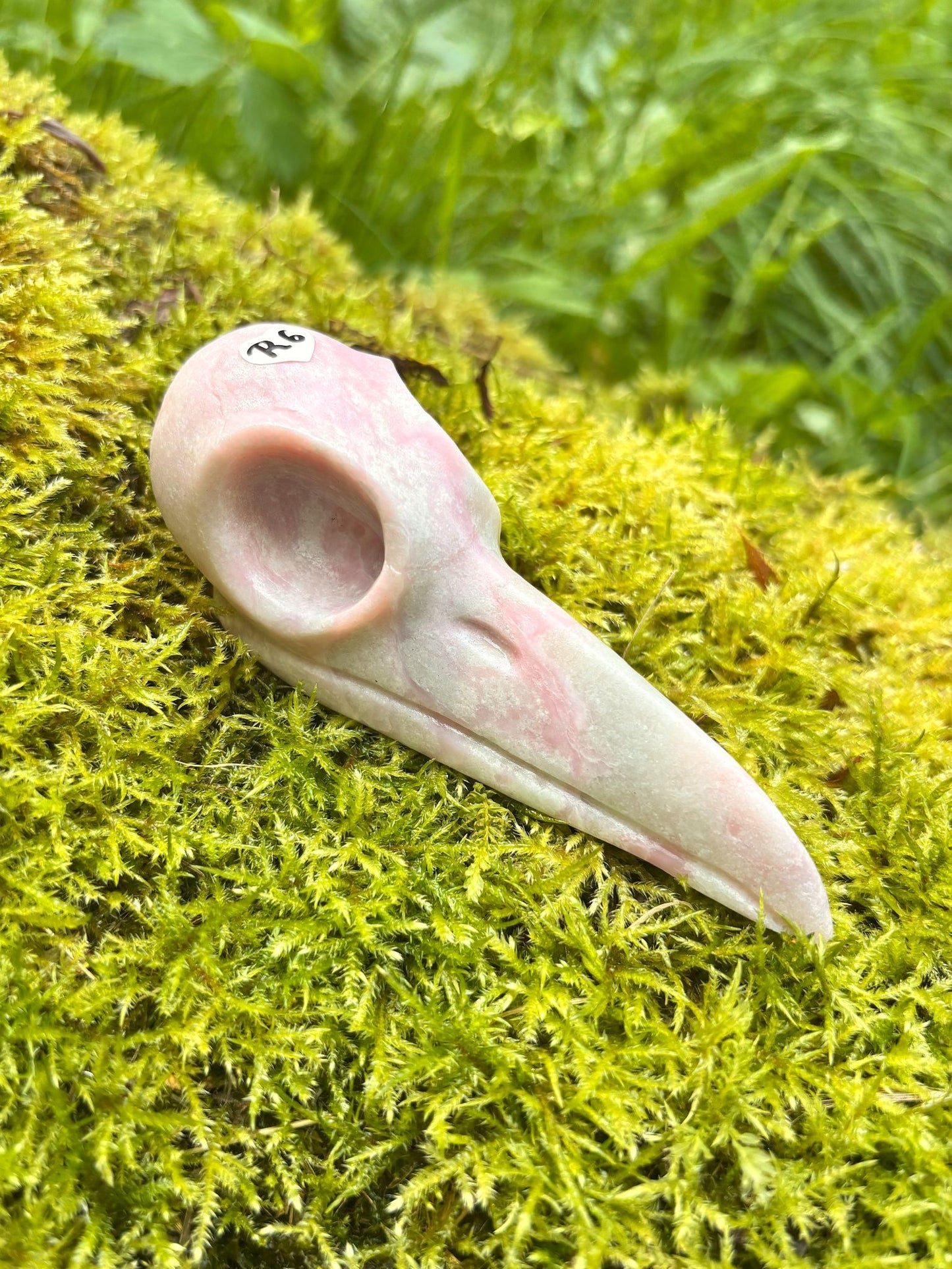 Krähen Schädel Pinker Opal