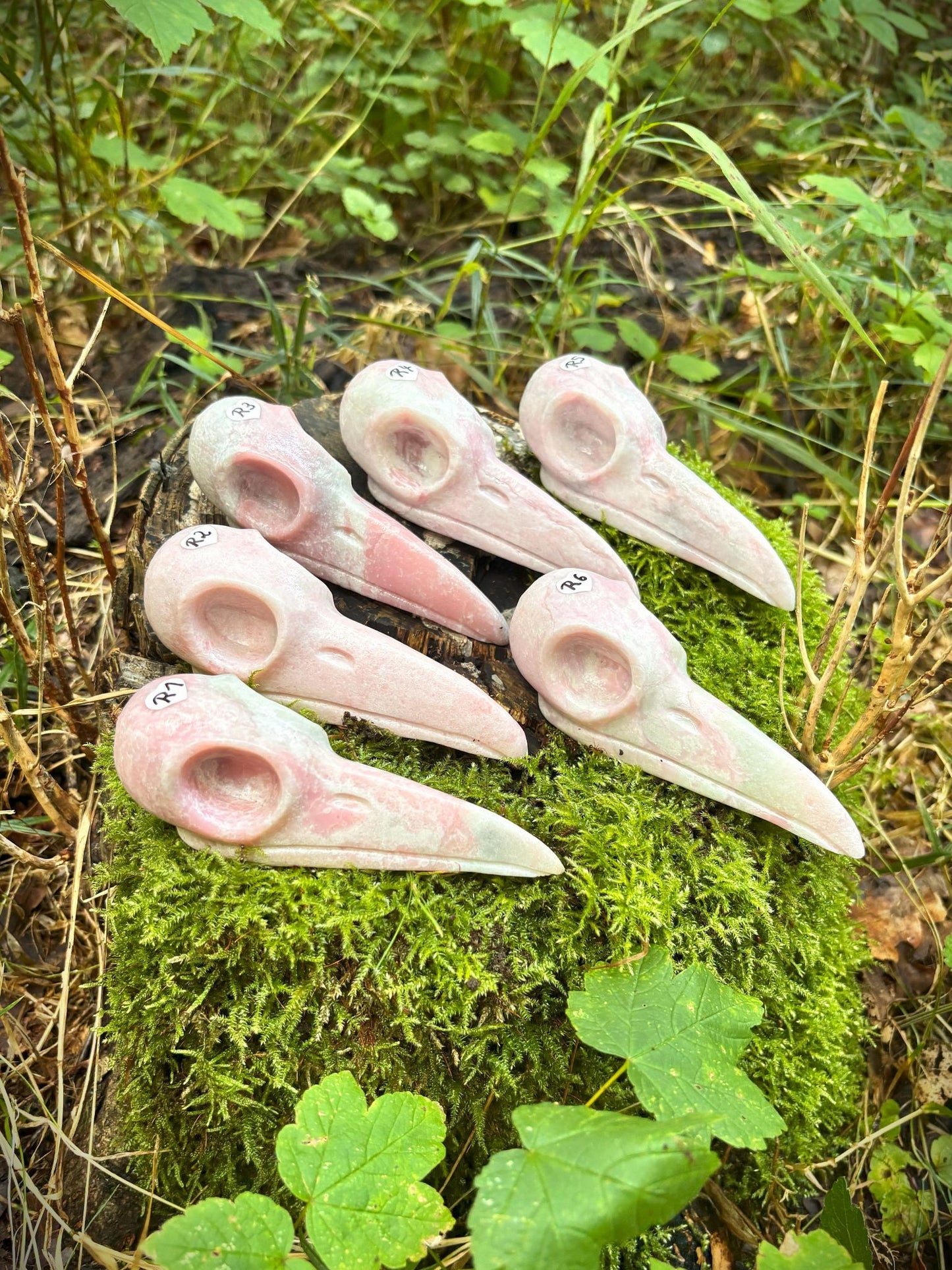 Krähen Schädel Pinker Opal