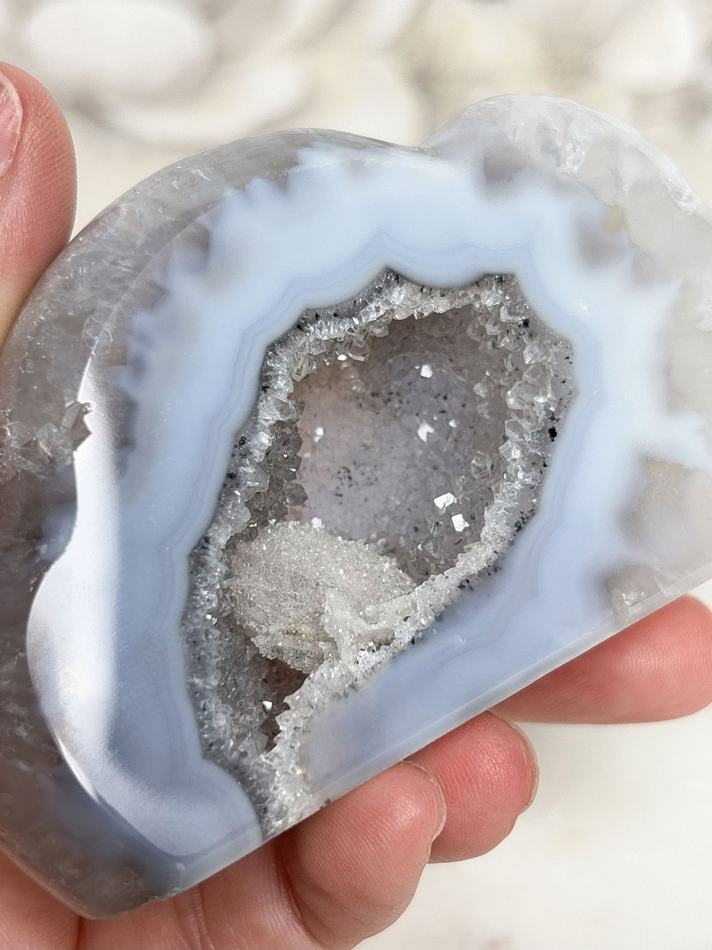 Achat Wolke mit Glitzercalcit