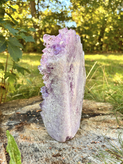Amethyst Cluster mit Goethit