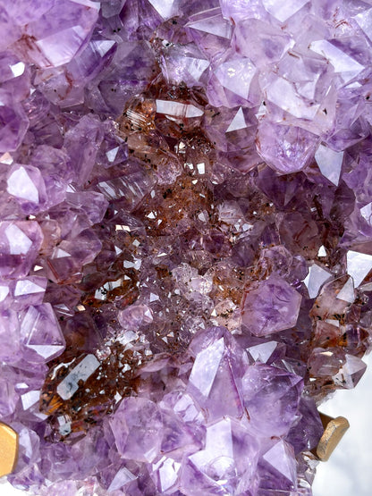 Amethyst mit Goethit Einschlüssen