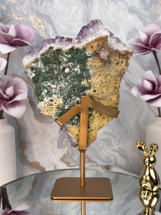 Amethyst mit Goethit Einschlüssen