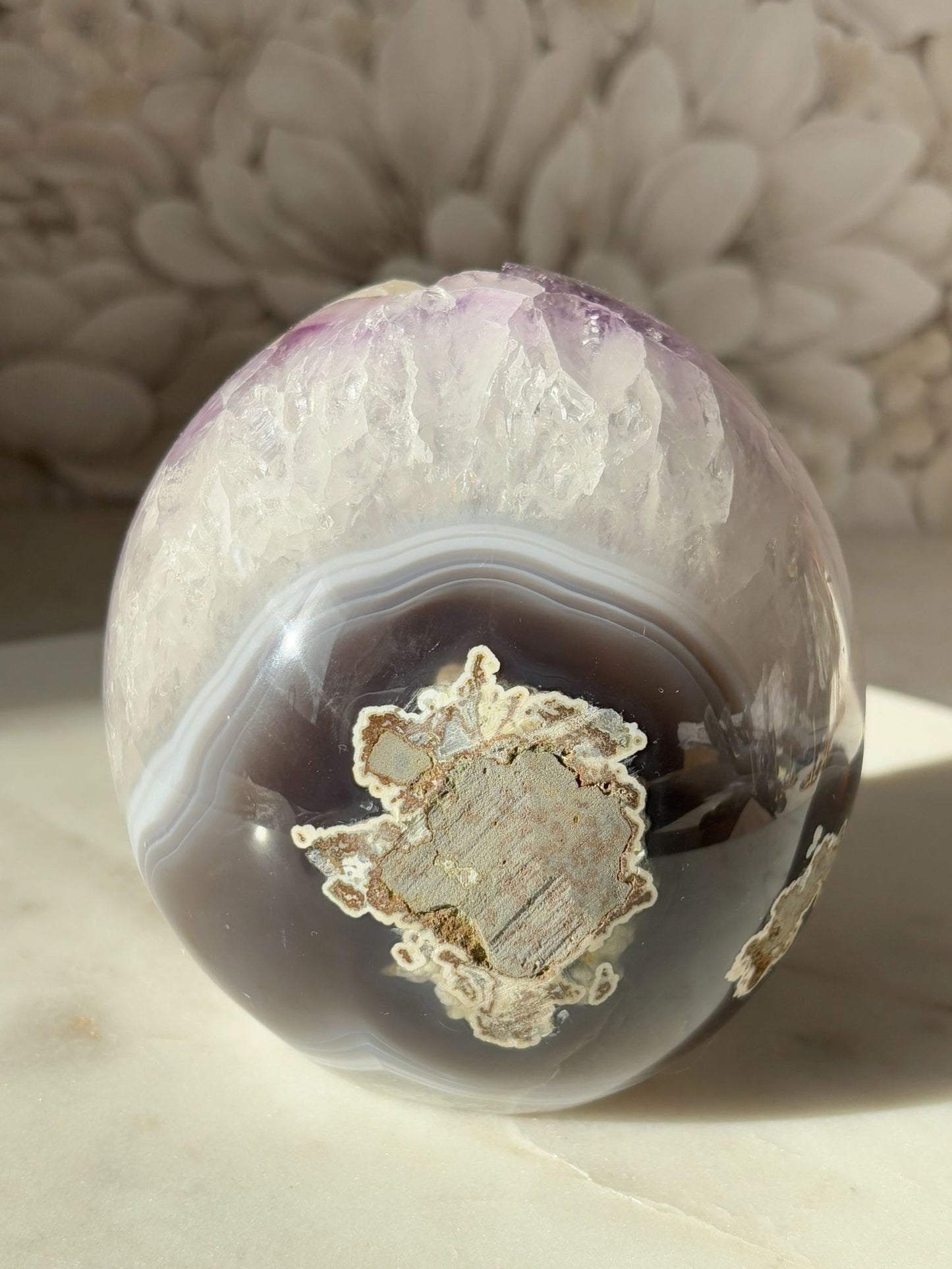 Amethyst Kugel mit Glitzer Calcit