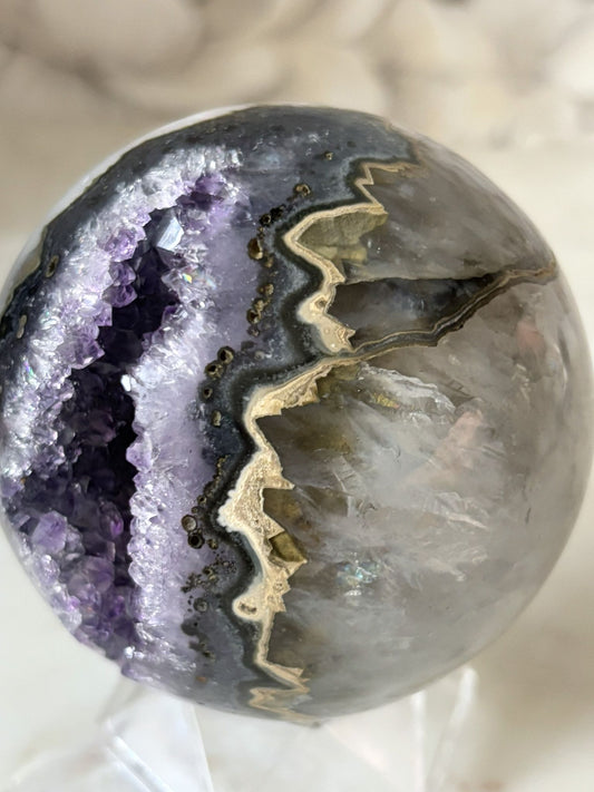 Amethyst Kugel 2 (tolles Muster)