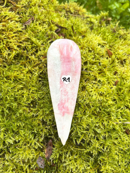 Krähen Schädel Pinker Opal