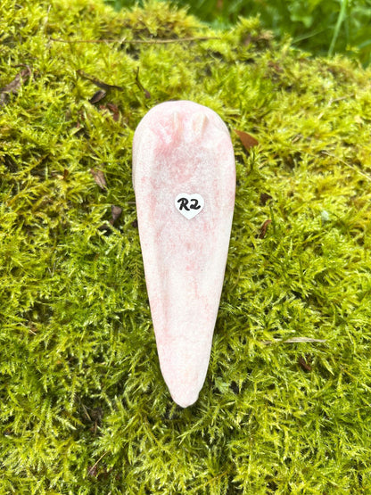 Krähen Schädel Pinker Opal
