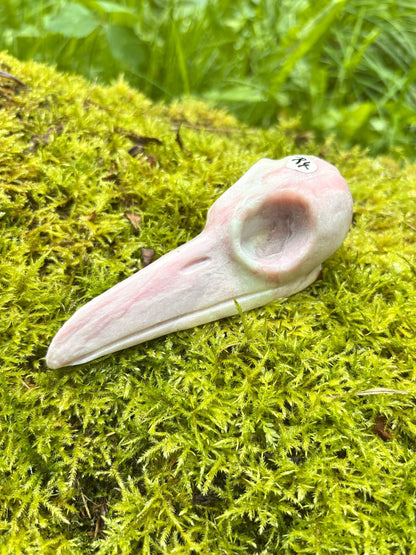 Krähen Schädel Pinker Opal