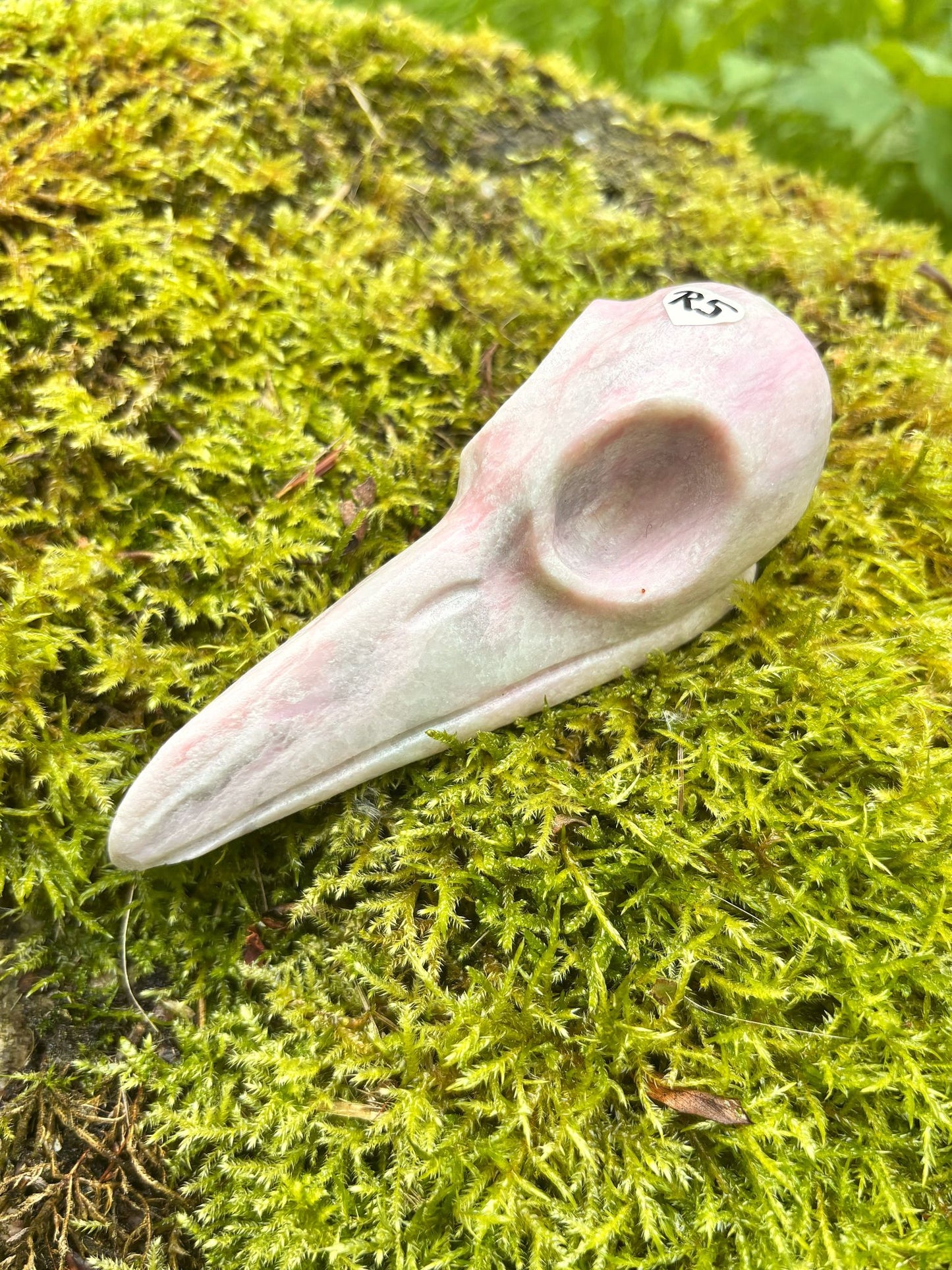 Krähen Schädel Pinker Opal