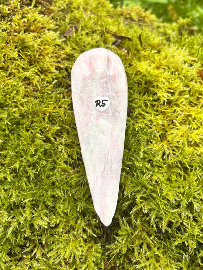 Krähen Schädel Pinker Opal