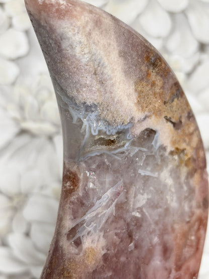 Pinker Amethyst Mond