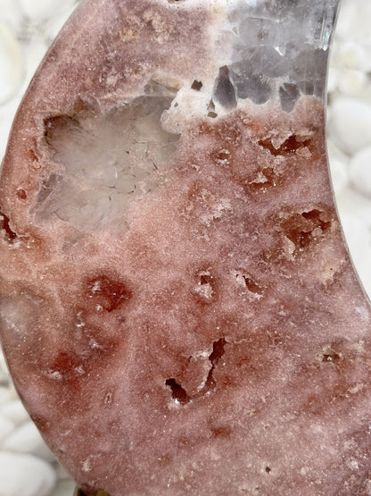 Pinker Amethyst Mond