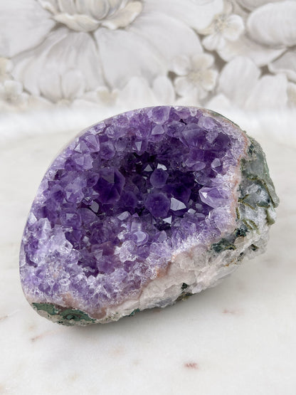 Amethyst Geode Nr. 26 (Y1Z)