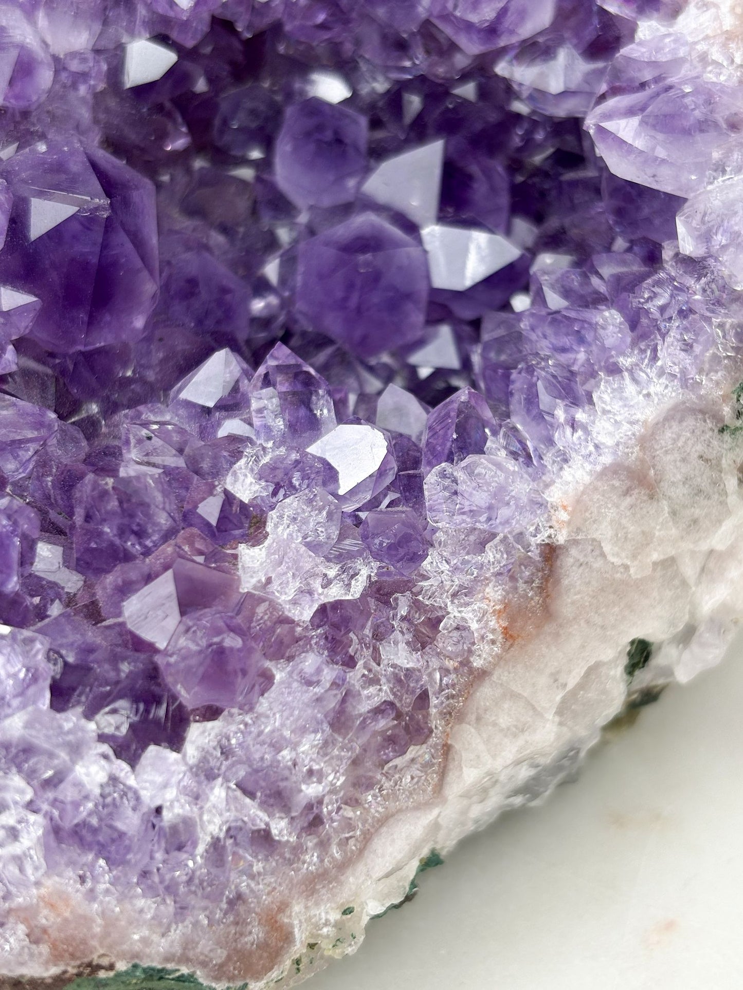 Amethyst Geode Nr. 26 (Y1Z)