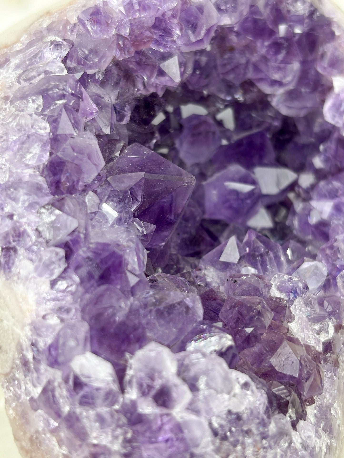 Amethyst Geode Nr. 26 (Y1Z)