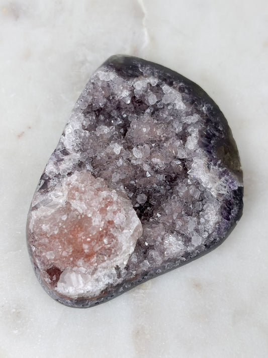 Amethyst Stück Nr. 4 (Q6R)