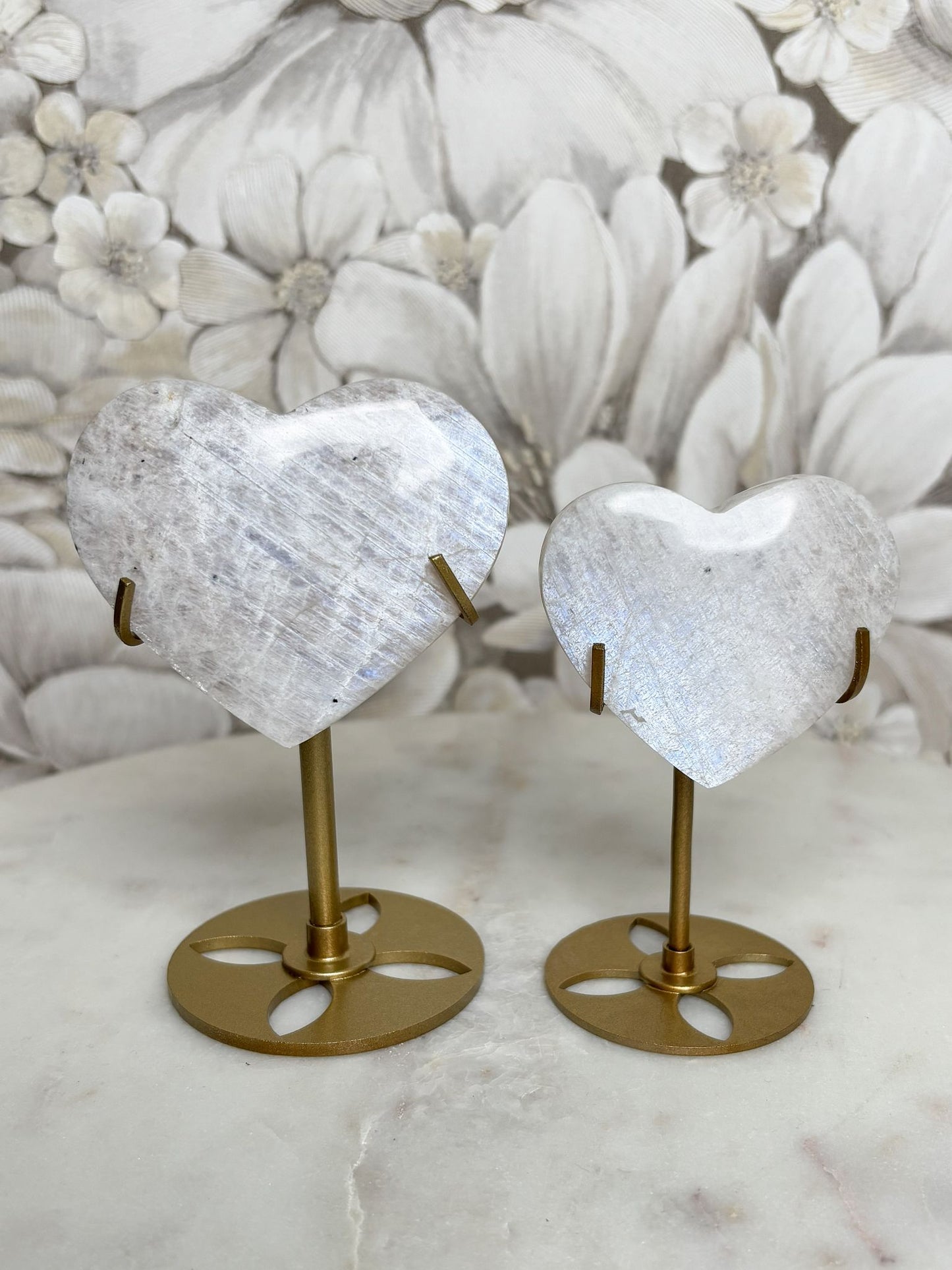 Weißer Mondstein Herzen