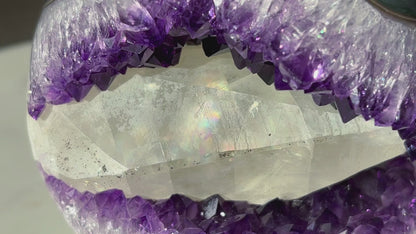 Amethyst Sphere mit Regenbogen Calcit 🌈