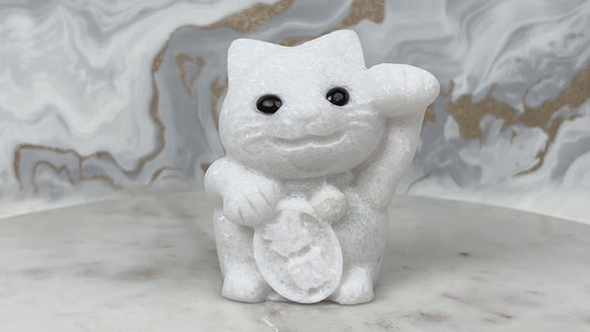 Dolomit Figur Nr. 10 (Glückskatze)